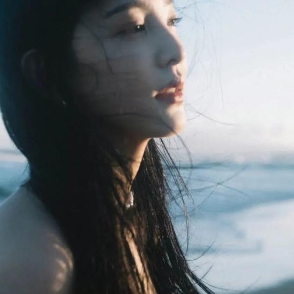夜深沉